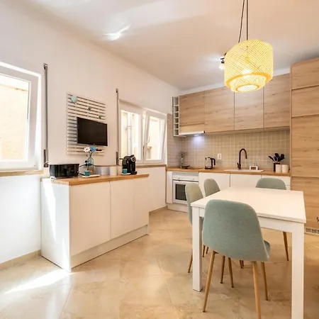 Xalavar Apartman